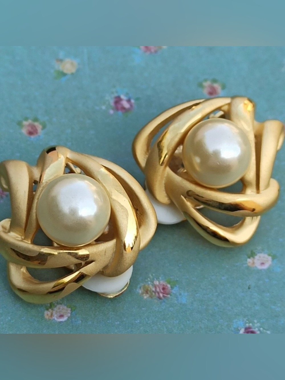 Vintage Clip Earrings Pearls Gold Tone Button Elegant Art Deco 80s